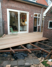 terras bankirai  ( Schaepmanlaan Bloemendaal